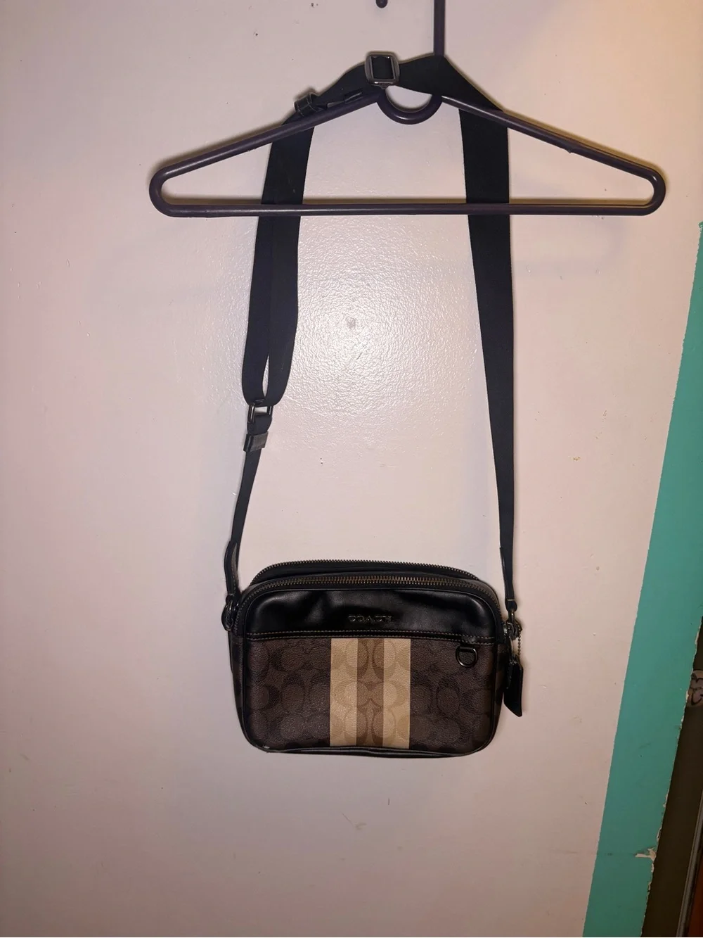 Coach Men’s Brown Signature Canvas Messenger with Tan Stripe